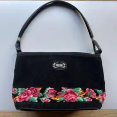 Item thumbnail for item 28b05187-b80f-42f2-8437-393cd14ad17f