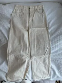 GU ワイドパンツ クリーム