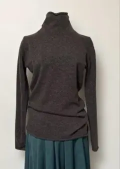 ブラウンニット 長袖セーター ハイネック【Ｍ】