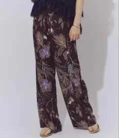 ROY 2WAY花柄パンツ LiSA royeflectoverjoy - メルカリ
