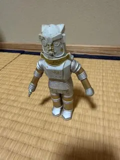 ☆ウルトラセブン ユートム ソフビ 1983年☆ - メルカリ