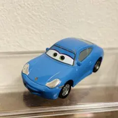 カーズ　トミカ　サリー　スタンダードタイプ　廃盤　レア