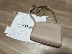 新品未使用　購入証あり　FURLA ショルダーバッグ ベージュ