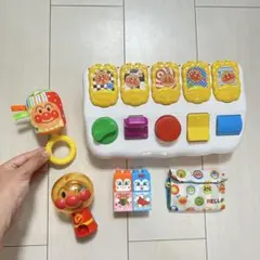 ベビラボ アンパンマン ひらいてぴょこん ラトル ブロックラボ 財布