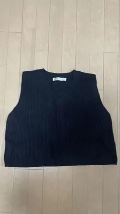 ZARA ニットベスト ブラック Vネック ショート丈 未使用