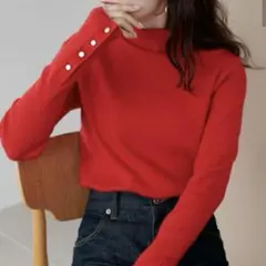 【美品】ディスコート 人気 リブ袖口ボタンタートル レッド