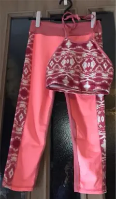 Forever21 ヨガ  ダンス レギンスとブラのセット Sサイズ