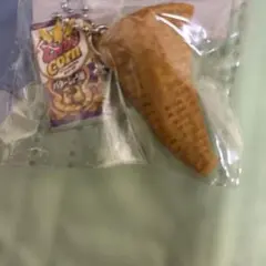 とんがりコーン ミニチュア フィギュア レトロ レア 昔 お菓子 ぷち