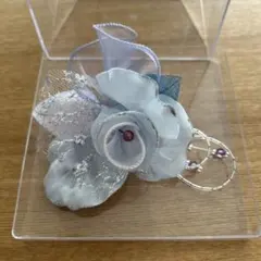 TOKYO SOIR 花型ブローチ　ケース付き