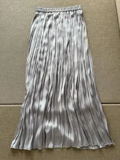 美品☆ローリーズファーム　ロングプリーツスカート　青　ブルー　サテン