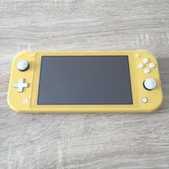 Nintendo Switch Lite イエロー 本体 ニンテンドー スイッチのサムネイル