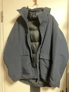 【UNIQLO】ハイブリッドダウンパーカー（L／ネイビー）