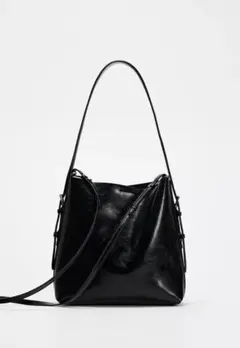 ZARA ダブルストラップバゲットバッグのサムネイル