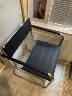 カンティレバー アームチェア ブラック　リプロダクト