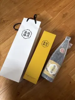 希少　越乃寒梅 大吟醸 720ml 非売品　化粧箱付のサムネイル