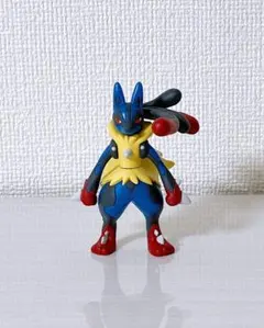 モンコレ　メガルカリオ　フィギュア　ポケットモンスター　ポケモン　タカラトミー