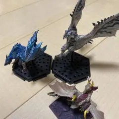 モンスターハンター　氷狼竜ルナガロン　フィギュア
