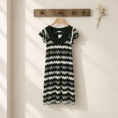a.v.v standard ワンピース 38 M 総柄 モノトーン フリル袖