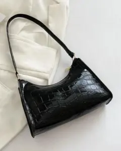 クロコダイル型押し ブラック ハンドバッグ