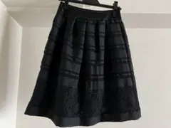 BODY DRESSING Deluxe ブラック　フレアスカート プリーツ刺繍