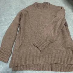 GU ブラウンニット