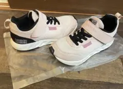 Item thumbnail for item 783a1aed-afba-46ec-8d78-7fc1f06765bb