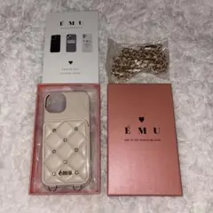 【EMU】emu新品ミラーキルティング iPhone14 スマホケース ホワイトのサムネイル