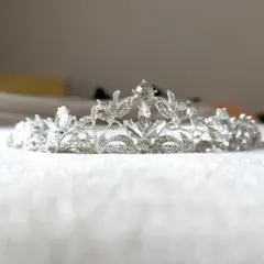 お値下げOK　クリスタルティアラ　結婚式　小物　ウェディング ホワイト　美品