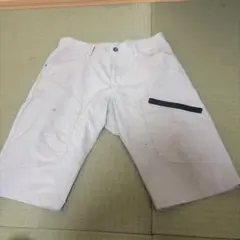 HOOH ホワイト ハーフパンツ 作業着　Mサイズのサムネイル