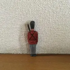 三谷龍二さん作木製ブローチ