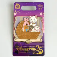 おしゃれキャット　55周年 ピンバッジ　マリー　トゥルーズ　ベルリオーズ　香港