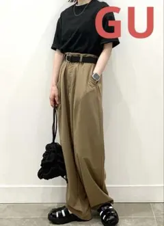 GU　ジーユー バレルレッグスラックス　ユニセックス　ベージュ　S