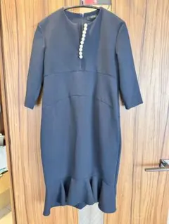 美品 ヨーコチャン YOKOCHAN ハーフスリーブヘムペタルブラウス ブルー