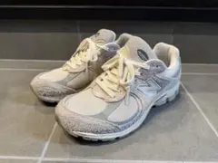 New Balance 2002R