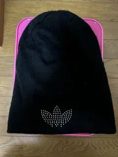 【adidas】オリジナルス ニット帽 黒 トレフォイル ラインストーン