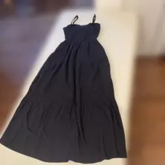 Hollister ブラック シャーリング キャミワンピース