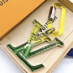 LOUIS VUITTON ビジューサック LVプリズム GP チャーム - メルカリ
