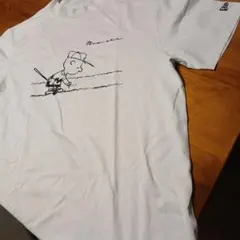 チャーリ－ブラウンのTシャツ