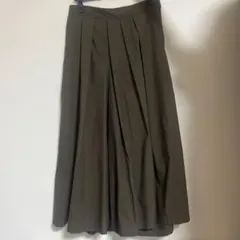 無印良品 ワイドパンツ カーキ タック入り