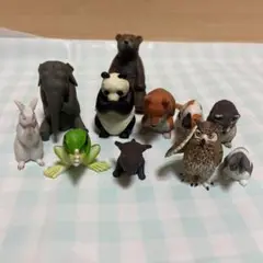 動物フィギュア　合掌フィギュア　おじぎさん　敬礼