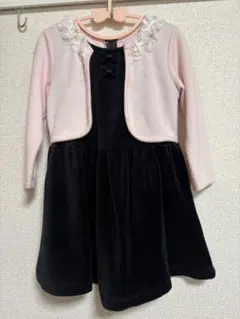 ピンク・黒 フリル付きワンピース