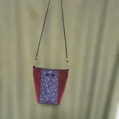 ハンドメイド ショルダーバッグ(サコッシュ)　ショルダーストラップつき