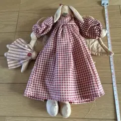 ウサギ型人形 赤と白のチェック柄