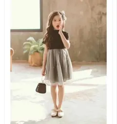 黒とグレーの半袖ワンピース 　140㎝　フォーマルワンピース