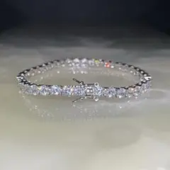 ✨️新品✨️モアサナイト テニスブレスレット4mm18cm シルバー hiphopのサムネイル