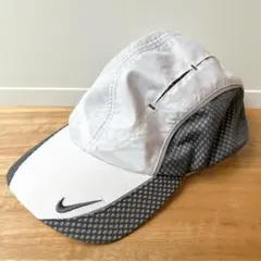 NIKE ナイキ メッシュ キャップ 白 ホワイト 軽量 帽子のサムネイル