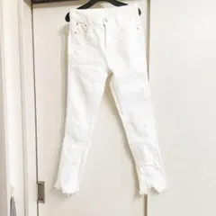 DURAS ホワイトスキニーデニムパンツ Mサイズのサムネイル