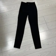 ユニクロ新品未使用ヒートテックUNIQLOウルトラストレッチ　レギンス　パンツ