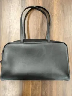 Item thumbnail for item e2a1de2f-a95f-4f67-bdfd-fabf010f7c99