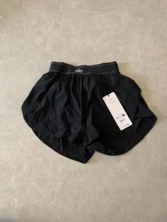 alo YOGA MATCH POINT SHORT ブラック XXS